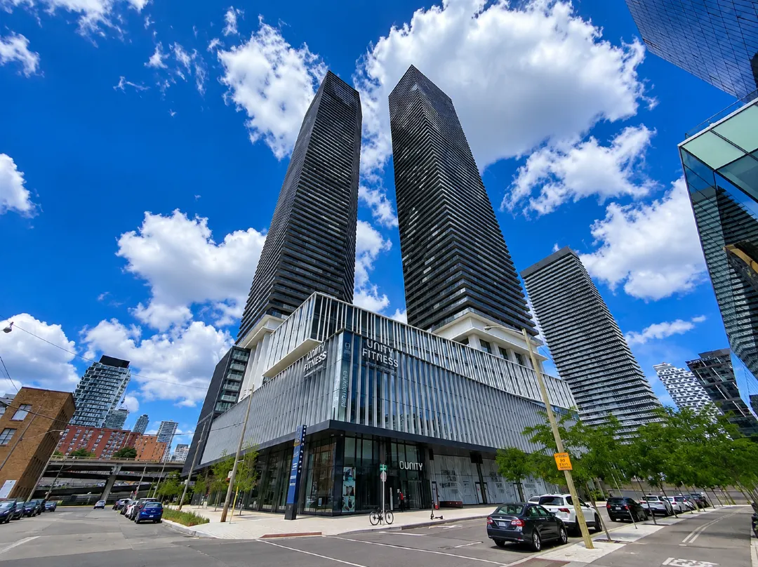 Jladybug Suites |  Toronto  Sugar Beach 2b - Toronto