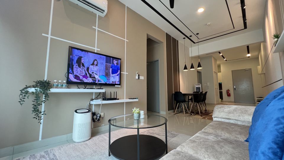Maple Residence Klang Pool View by BeeStay