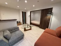 NEW! Close to Fukuoka airport 2/ Aladdin Projector. Up to 5 guests! 鄰近土井站的酒店