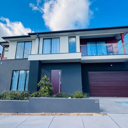 ‘The bayside’ 6BR Beautifully brand new house