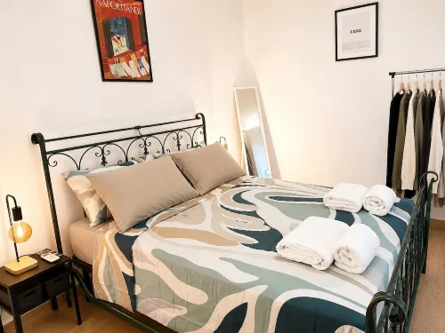 Bella Vista House Naples – Steps from the Nitsch Museum & Dante Metro - New