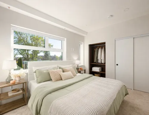 Van West Award Winning 3BR Home at QE park and Oakridge Mall/12 min to DT/Brand New - 3-Star