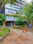 Hotel Qubah 9 Kendari Hotel dekat Distro Mart