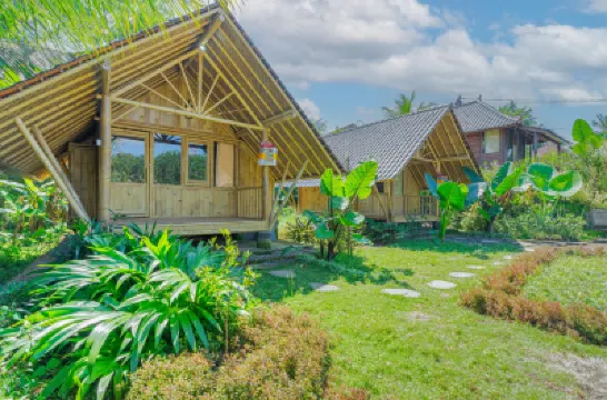 Lembah Wanna Hotel dekat Pura Dalem Suci Dukuh Suladri