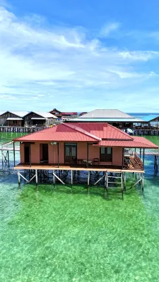 Derawan Fisheries Cottage - 3-Star