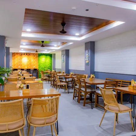 Coastal Breeze Hotel