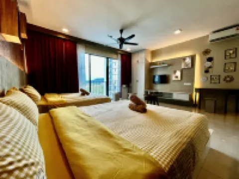 Serene Trefoil Studio-Setia City Mall/SCCC/UiTM/NIH/Peninsula/Tenby