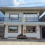 RedDoorz @ Wyns Hotel