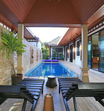 รูปภาพของวิลลาวีไอพี 3 ห้องนอน ราไวย์ ห่างจากชายหาดเพียง 250 เมตร