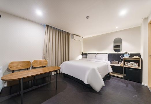 청춘 호텔 욕실 시설