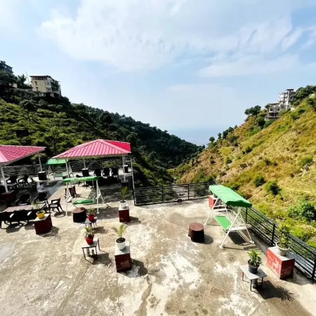 Misty Winds Kasauli
