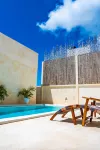 Tulia House Lamu - piscina