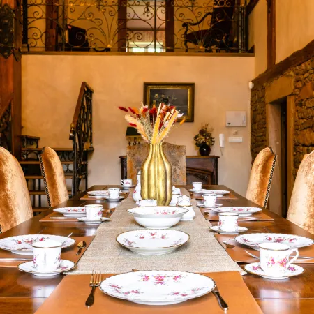Domaine Macky - Luxury Historic Farmhouse in the Mountains