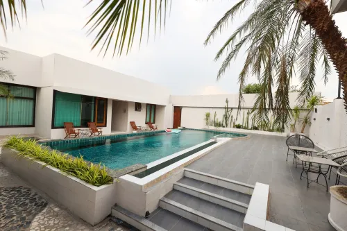 Da Xiang Private Pool Villa Chiang Mai, Sansai - Villas