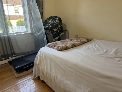 Flushing Guesthouse - Inns