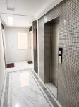 Luxury 2BR Apartment Private Jacuzzi 10mins From Airport - Huoneistot