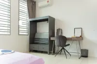 Cozy & Peaceful Retreat 4BR@Hijauan Hills by Jovial - Villas