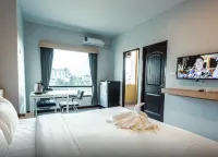 At Apartment - 발코니