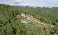 Monte Paradiso Agriturismo 卡斯泰洛城住宿飯店