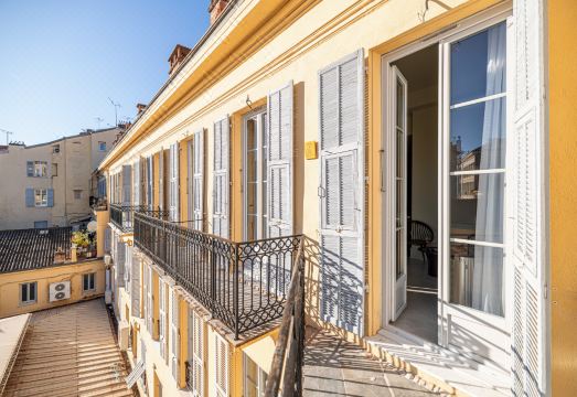 나오미 나이스 객실 전경