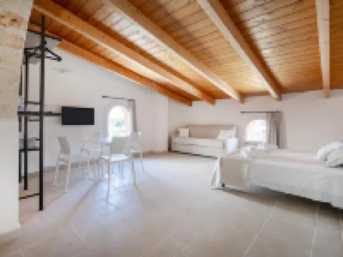 Palazzo della Torre 201– Modern Historic Apartment Hotels in Torre a Mare