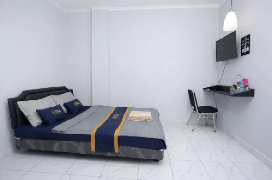 V1 Hotel Near Mangga Besar