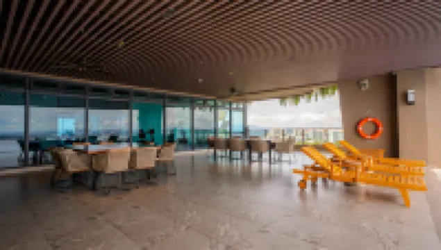 Best Hotel@Carnelian Tower