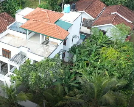 Beauty World Villa - Gampaha Hotels in Gampaha