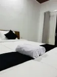 Kelingking Lucky Homestay - غرفة مطلة على الجبل