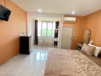 Baan Dara Resort Hotels near Kru Tor