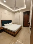 Maruti Nandan Guest House - balcony