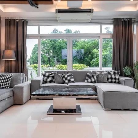 SeaBreeze Grand Pool Villa Pattaya