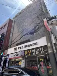Velin Hotel - Inns
