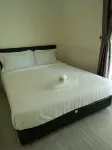 Sutera Avenue by Jom Summer Suites