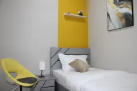 Urban Panda Hostel World Trade Centre