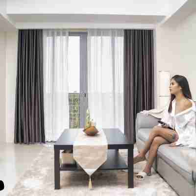 Luxury Hotel near City of Dreams, Solaire, Okada, Airport, and MOA Rooms
