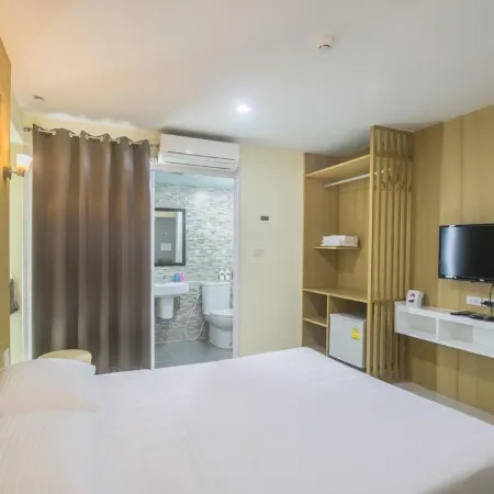 Petchsiri Boutique Hotel Отели рядом с достопримечательностью «Тайская Королевская Армия»