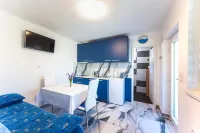 Gloria Terrace River Cottage Close to Olimje Hotels in Brezice