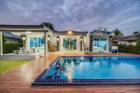 Shark House - Family Pool Villa - Villas