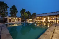 Casa de Lani Resort & Convention