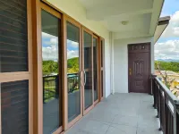 2 bedroom Apartment Hotels near Wailoaloa Beach