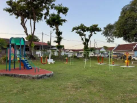 Spacious 2 Storey Homestay Tanjung Bungah 25pax by 3C / Evergreen Corner Tanjung Bungah