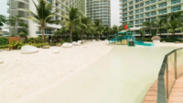 Cozy Stay at Azure w/ Wifi, PS5, TV, Karaoke, and Popcorn