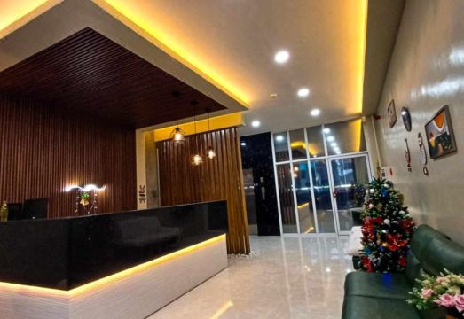 아시아 젬 호텔의 깔끔한 외관 또는 로비