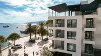 Lion Gate Hotel