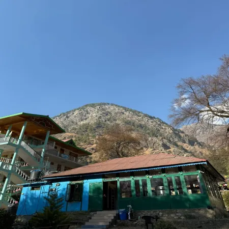 Fusion Guest House And Cafe