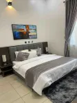 Devon's 5BR pool villa, gated in Sun City Estate, Abuja - Rooftop Pools