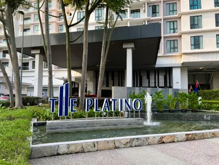 The Platino Sweet Peony 3BR8Pax @ Paradigm Mall