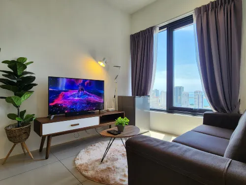 Tropicana 218 Macalister Georgetown