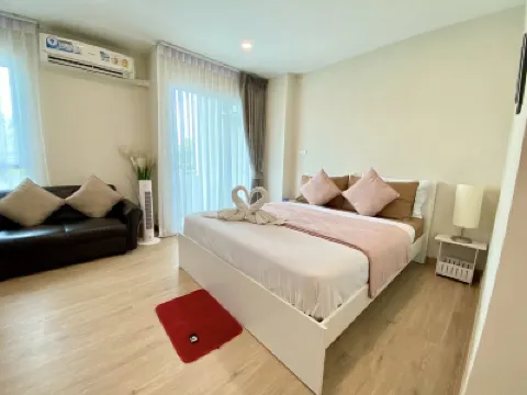 คลาสสิคที่บางแสน @ ดิ อิสต์ วิลล์ บางแสน โรงแรมใกล้วัดแสนสุขสุทธิวราราม